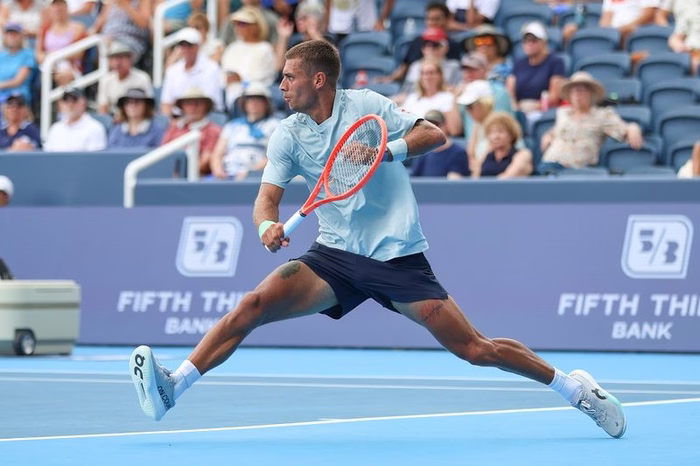 Cobolli-Fils oggi, ATP Cincinnati 2026: orario prima semifinale, tv, programma, streaming
