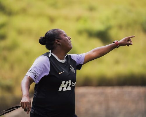 Atlético-MG feminino cumpre objetivo da temporada e ainda mantém sonho