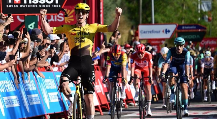 Britânico Matthew Brennan vence segunda etapa da Vuelta, Pogacar segue na frente