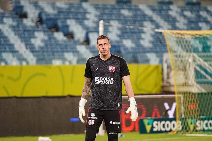 CRB enfrenta o Juventude com oitos jogadores pendurados