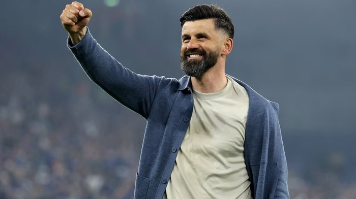Muslic schwärmt von S04-Juwel: „Das ist die Zukunft von Schalke“