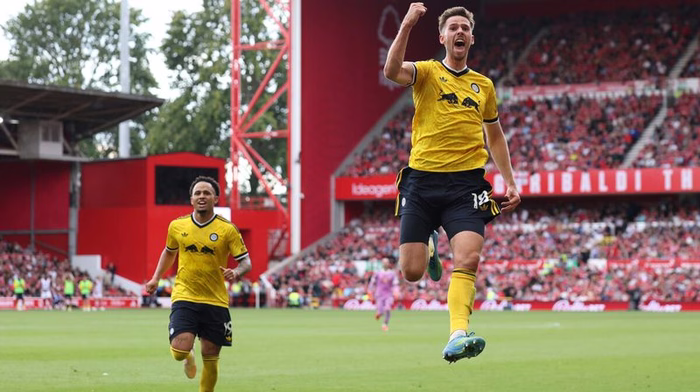 Stach trifft spät und verdirbt Glasners Debüt bei Nottingham Forest