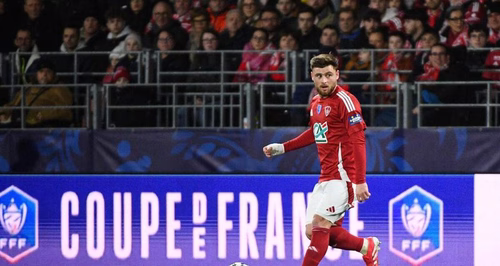 Ligue 1 : Hugo Magnetti fidèle à Brest, un attaquant du Mans courtisé par un club de Ligue 2