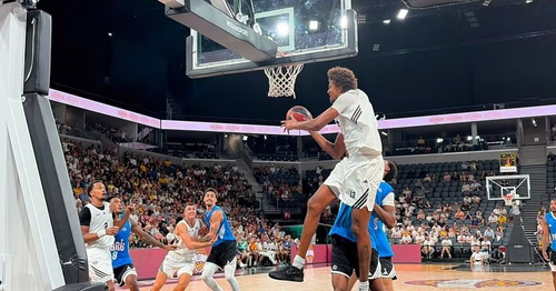 Malgré une belle résistance, l'Orléans Loiret Basket s'incline en amical face au Paris Basket