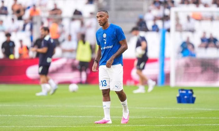 Mercato OM : Un club italien débarque pour Cornelius