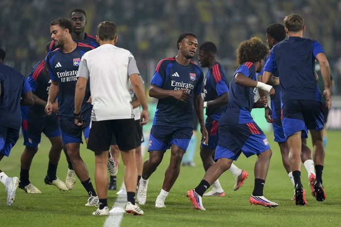 Mercato : Ligue des champions ou non, l'OL aura besoin de vendre