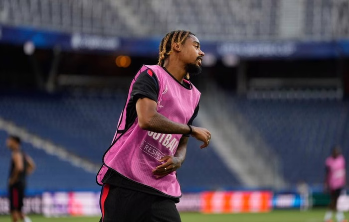 EN DIRECT Mercato 2026 : Barcola vers Liverpool, l'OM toujours sans recrue... Suivez le marché des transferts avec nous...
