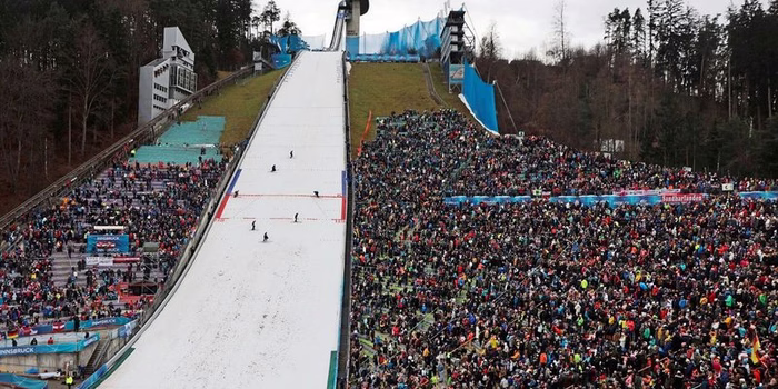 Freestyle-Disziplin "Big Air" kehrt an den Innsbrucker Bergisel zurück