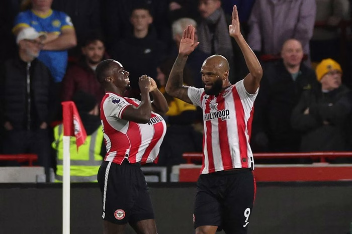 Igor Thiago marca, e Brentford goleia Birmingham pela Copa da Liga