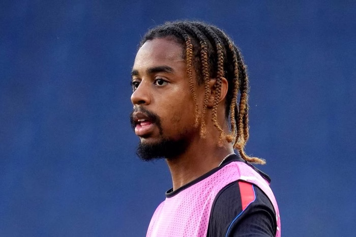 Transfer news LIVE: Liverpool get Barcola boost, Alvarez to Arsenal latest, Enzo saga takes twist