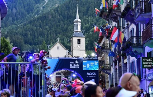 UTMB 2026 : Pierre Cabon, rescapé du Bataclan et paraplégique, finisher de la course MCC en fauteuil