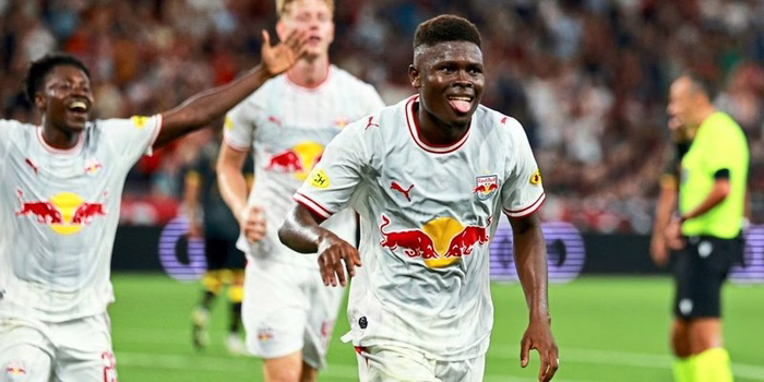 Doppelpack von Konaté ebnet Salzburg den Weg in die Europa League
