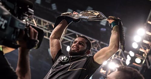 Islam Makhachev aclara su futuro en la UFC: «Tengo al menos tres peleas emocionantes y difíciles por delante»