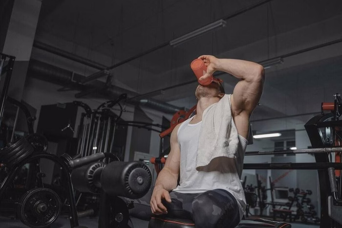 ¿Qué tiene esta proteína para tener casi 60.000 valoraciones en Amazon?