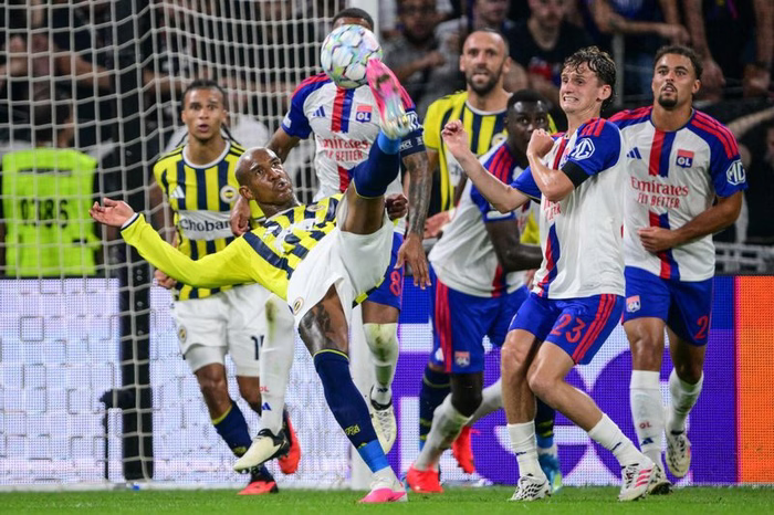 OL - Fenerbahçe (1-2) : le baromètre du match, ce qu'il faut retenir