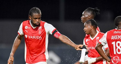 Ligue 2 : un départ à Reims, Annecy annonce le transfert de Touré à Barnsley