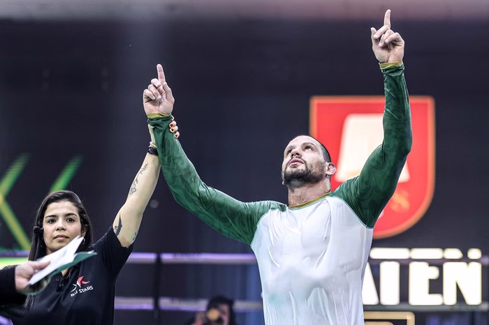 Felipe Preguiça vence Nicholas Meregali pela primeira vez