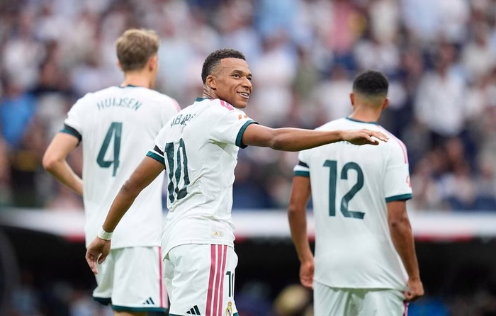 Liga : Kylian Mbappé marque encore, le Real Madrid de Mourinho se balade contre Malaga
