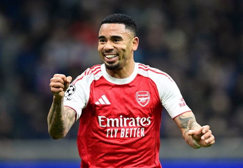Gabriel Jesus: Barcelona encaminha acordo com Arsenal pelo atacante
