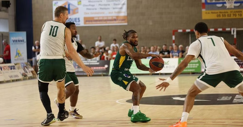 Un Limoges CSP offensif remporte son 1er match de préparation face à Blois à Saint Junien