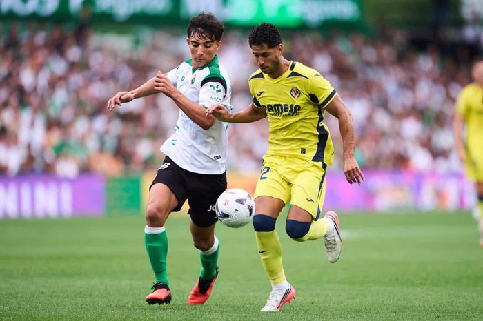 Real Madrid verpflichtet 19-jähriges Mittelfeldtalent von Racing Santander
