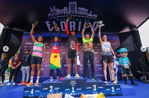 Mateus Silva é vice-campeão dos 5 km na Maratona de Floripa