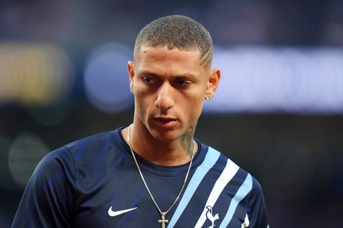 Richarlison demands ‘respect’ in emotional statement on Spurs future: ‘Don’t try and decide for me’