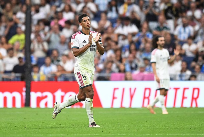 Real Madrid, Bellingham sorride a metà: "Ultimi 20 minuti orribili"