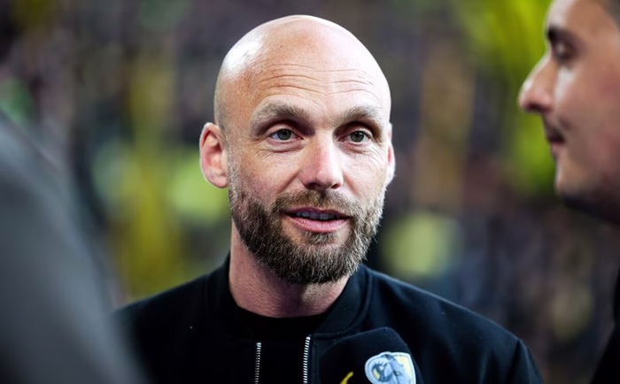 Flug stand bereit: BVB sagt Transfer ab