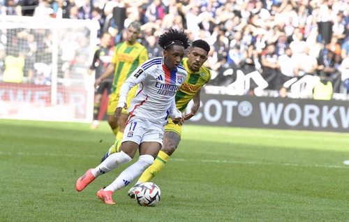 EN DIRECT Mercato : Fofana finalement vers Palace, City dépense sans compter... Suivez la dernière journée avec nous