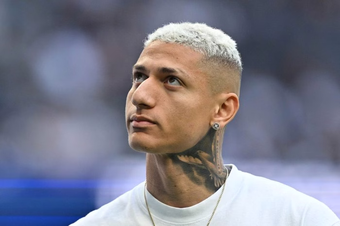 Richarlison drängt zu Trabzonspor: Dreifaches Gehalt, zwei abgelehnte Angebote – und ein Klub im Chaos