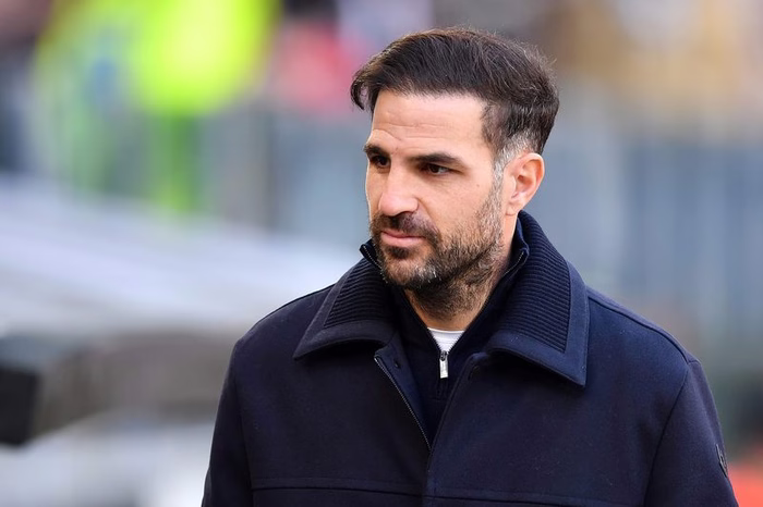 🎙️ Fabregas: “Mercato? A parte alcuni, fatti tanti prestiti o acquisti da 6️⃣ milioni…”