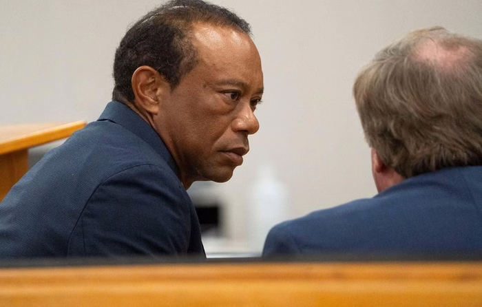 Floride : Tiger Woods plaide coupable pour son accident de voiture en mars et échappe au pire