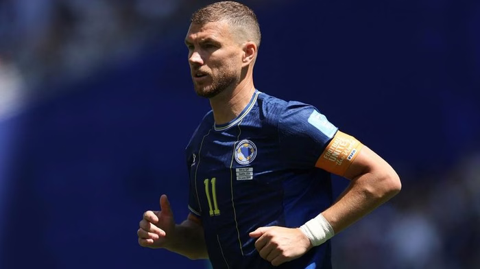 Dzeko tritt aus Bosniens Nationalmannschaft zurück