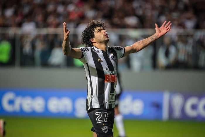 Luan, o “Menino Maluquinho”, vira técnico e estreia em Goiás