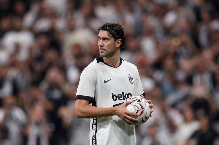 🎙️ Vlahovic: “Besiktas decisione migliore per la mia carriera! Prime impressioni fantastiche”