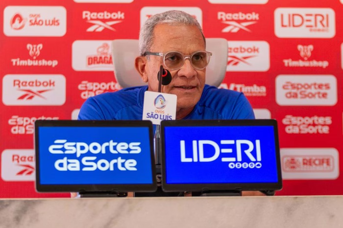 Hélio valoriza momento do Náutico, mas mantém pés no chão