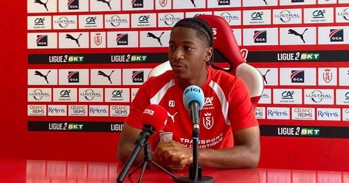 "Il fait preuve de fiabilité" : avec Mambuku, l'Italie s'est installée dans le couloir droit du Stade de Reims