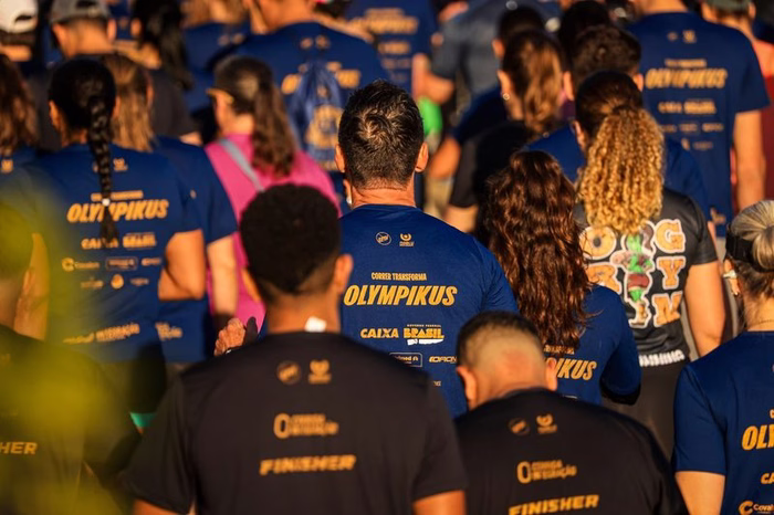 Vai correr? Veja o que comer e beber antes, durante e depois da prova