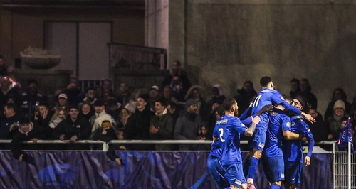National 1 : Avranches renverse Les Herbiers, derby muet entre Saint-Malo et Saint-Brieuc