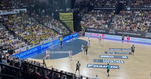 Handball : la Team Chambé s’incline 32 à 29 face au PSG pour la reprise du championnat de Starligue