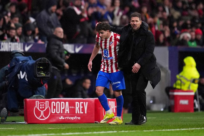Il Cholo Simeone su Alvarez: "Spero abbia imparato da questa storia! Ora ha un opportunità..."
