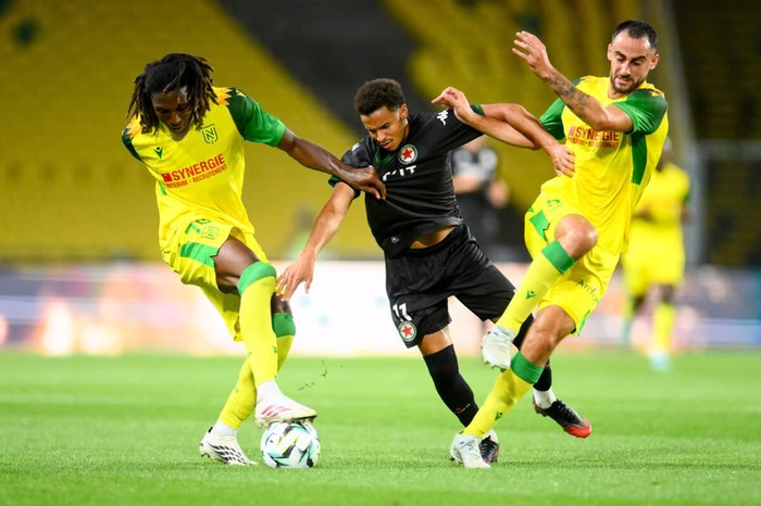 Ligue 2 : Le FC Nantes fait mieux que Saint-Etienne et Reims !