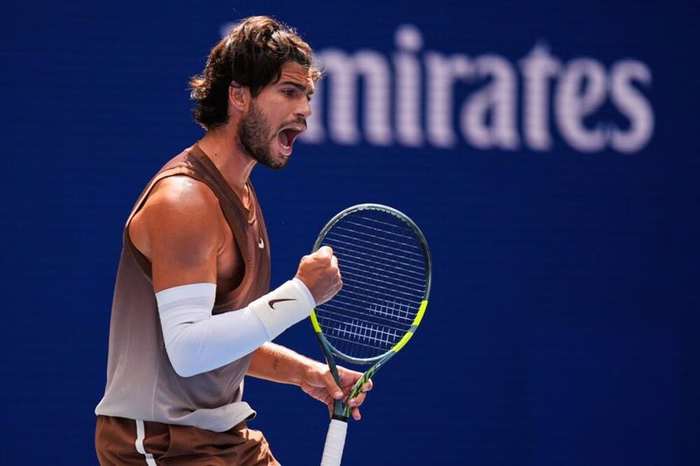 Toni Nadal: “Alcaraz è il principale candidato al titolo”. Poi la critica a Jodar