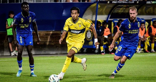 Ligue 2 : le Pau FC, encore une fois en supériorité numérique au Nouste Camp, concède le nul face à Sochaux (1