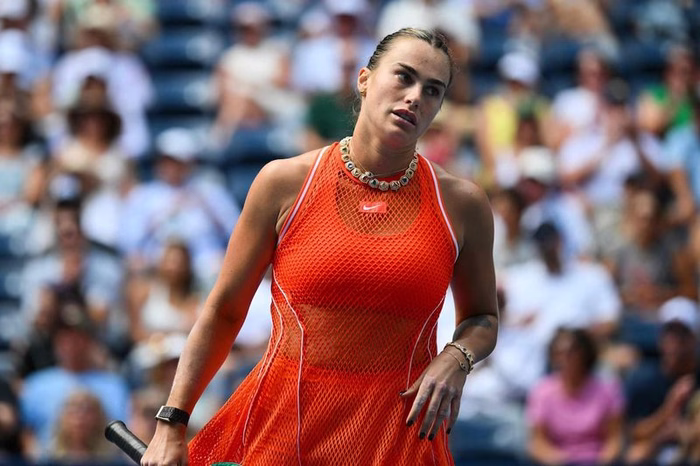 Sabalenka interrumpió su partido en el US Open por un fuerte olor a marihuana que llegaba hasta la cancha