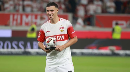 VfB feiert Sieg mit Schönheitsfehlern