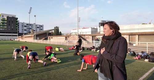 Rencontre avec Delphine Bunel, première femme à diriger un club de rugby professionnel