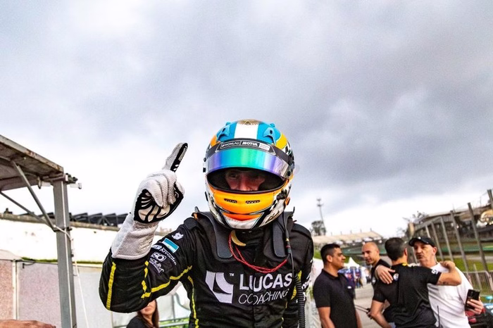 Fausto Arnaudo conquista pole da Fórmula 4 Brasil em Interlagos