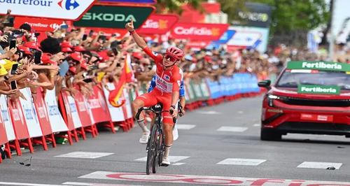 Cyclisme : enfin une bonne nouvelle pour Tadej Pogačar